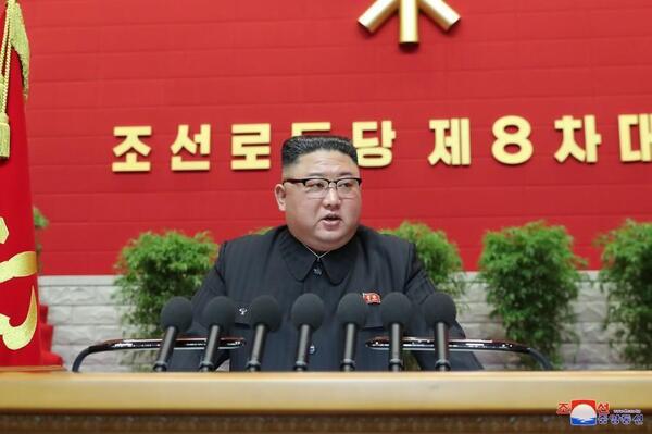 北韓無預警發射「130發砲彈」
