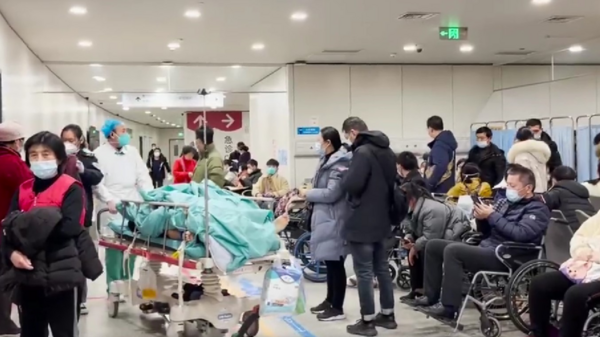 中國醫院人滿為患